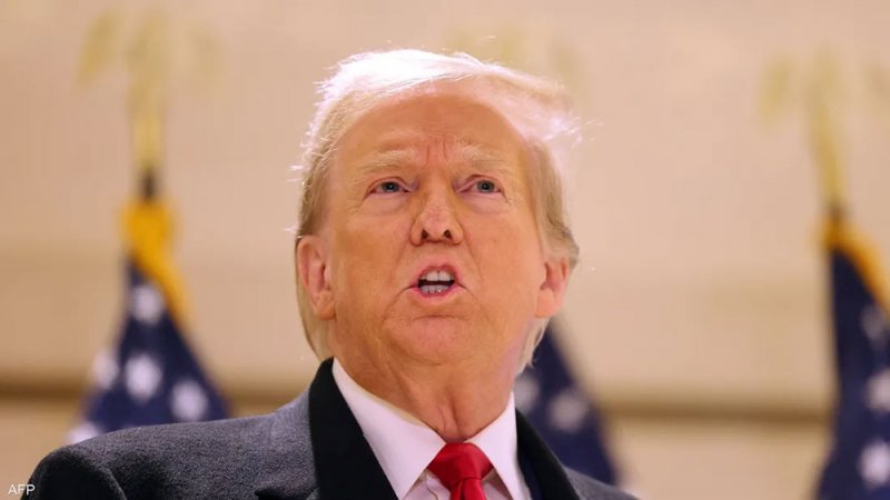 حملة ترامب تجمع 15 مليون دولار.. وعاصفة تلغي تجمعا انتخابيا