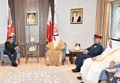 وزير الداخلية يستقبل وزير الدولة لشئون الشرق الأوسط بالمملكة المتحدة