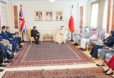 سعادة وزير الخارجية يجتمع مع وزير الدولة لشؤون الشرق الأوسط وشمال أفريقيا وجنوب آسيا والأمم المتحدة بالمملكة المتحدة