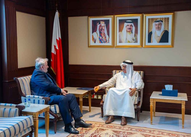 وزير الخارجية يستقبل المبعوث الخاص لوزير خارجية جمهورية صربيا