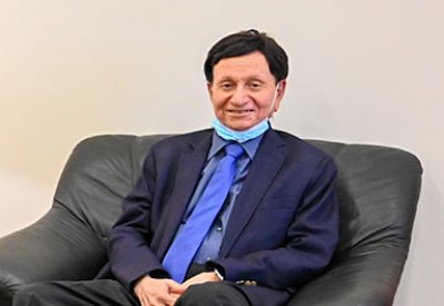 مستشار جلالة الملك للشؤون الاقتصادية يستقبل سفير جمهورية الهند لدى مملكة البحرين