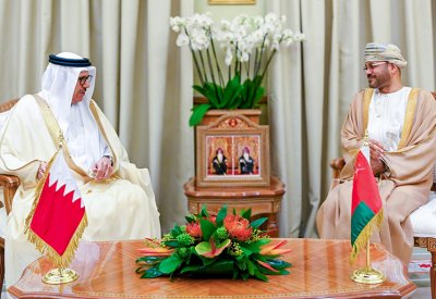 وزير الخارجية يجتمع مع وزير خارجية سلطنة عمان