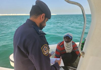 خفر السواحل تواصل حملاتها التفتيشية للتصدي للمخالفات البحرية