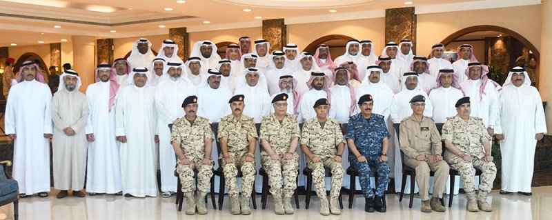 رئيس هيئة الأركان يحضر حفل تكريم عدد من الضباط المتقاعدين بقوة دفاع البحرين