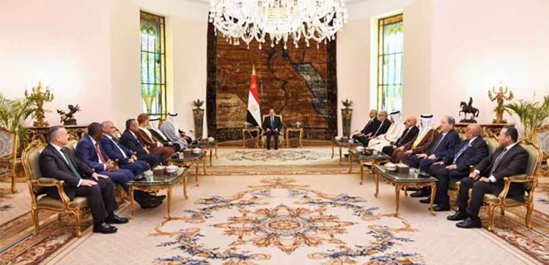 فخامة الرئيس المصري يستقبل معالي الشيخ خالد بن عبد الله آل خليفة