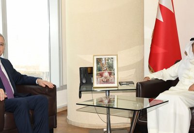 وزير النفط والبيئة يستقبل سفير جمهورية أذربيجان لدى مملكة البحرين