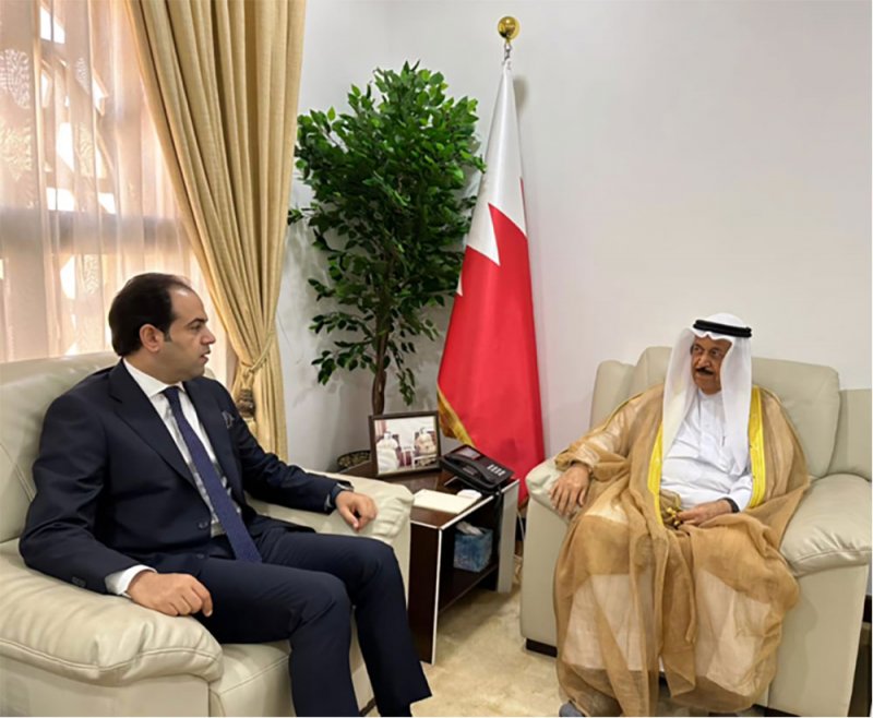 رئيس المجلس الأعلى للشؤون الإسلامية يناقش تفعيل مخرجات ملتقى البحرين للحوار
