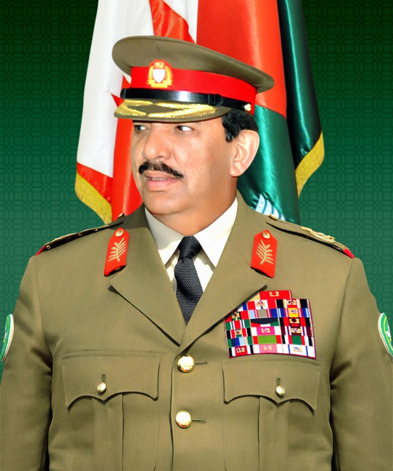 القائد العام لقوة دفاع البحرين يترأس اجتماع المجلس الأعلى للكلية الملكية للقيادة والأركان والدفاع الوطني