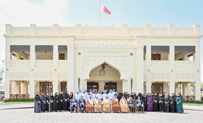 معالي وزير الداخلية رئيس اللجنة الوزارية لتقنية المعلومات: تخرج الدفعة الأولى من برنامج تنمية الكوادر التقنية اضافة للقاعدة الالكترونية الوطني
