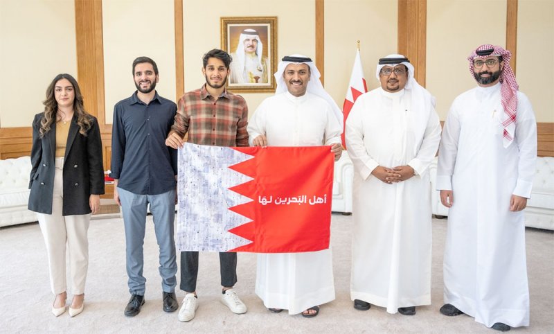 وزير الإعلام يستقبل صانع المحتوى الإعلامي عمر فاروق