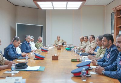 رئيس هيئة الأركان يترأس اجتماع اللجنة الأمنية المشتركة‎