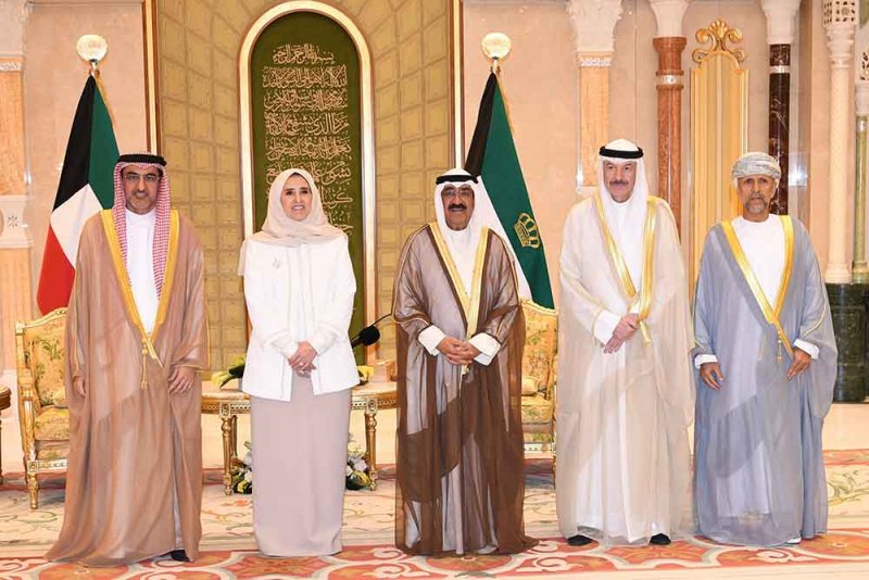 أمير دولة الكويت يتفضل بتكريم الرئيس التنفيذي لهيئة المعلومات والحكومة الإلكترونية