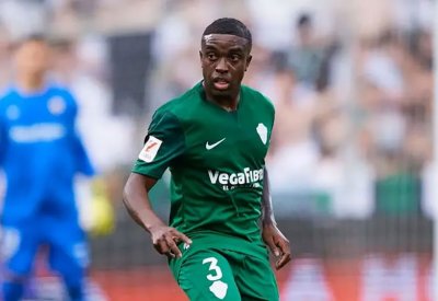 دورتموند يقترب من التعاقد مع الإكوادوري الواعد ليرما