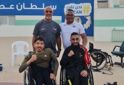 لاعبا المنتخب البارالمبي البحريني للجري على الكراسي المتحركة يشاركان في معسكر تدريبي بالشارقة