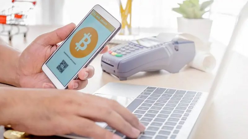 متداول يخسر نحو 70 مليون دولار خلال ثوان بسبب إجراء خاطئ!