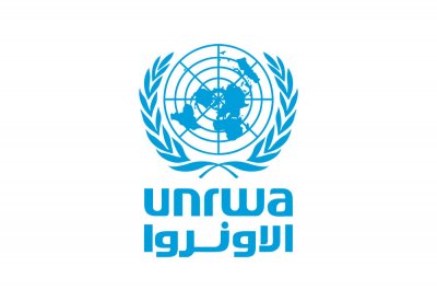 الأونروا تغلق مقرها بالقدس بعد إضرام مستوطنين النار بمحيطه