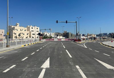 "الأشغال": إشارة ضوئية جديدة على تقاطع شارع 58 مع شارع 50 في قلالي