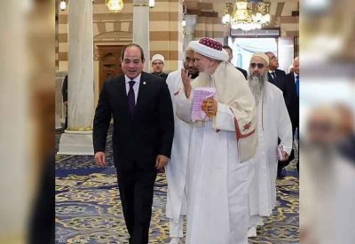 بحضور سلطان طائفة البهرة.. السيسي يفتتح مسجد السيدة زينب