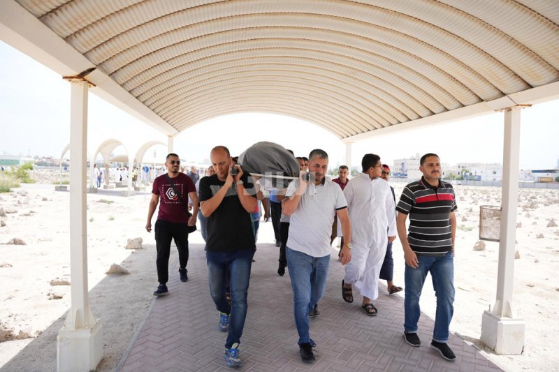 بالصور: تشييع ضحايا حريق اللوزي