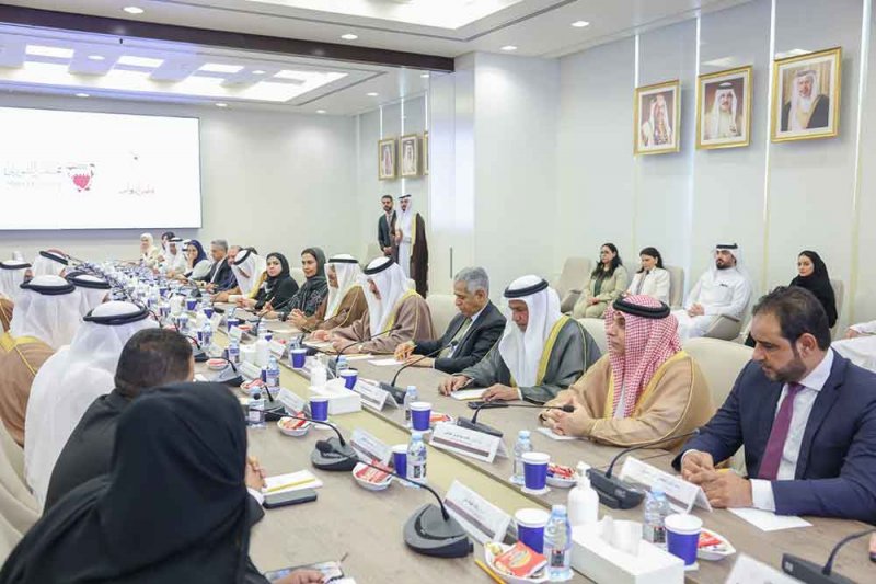 السلطة التشريعية تعقد اجتماعا مشتركا مع وزير الخارجية