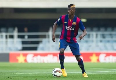 النادي الروماني يكشف قصة "توأم" لاعب برشلونة