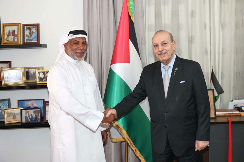 السفير الفلسطيني: لإصدار توصية بمنح 100 مليون دولار لميزانية السلطة
