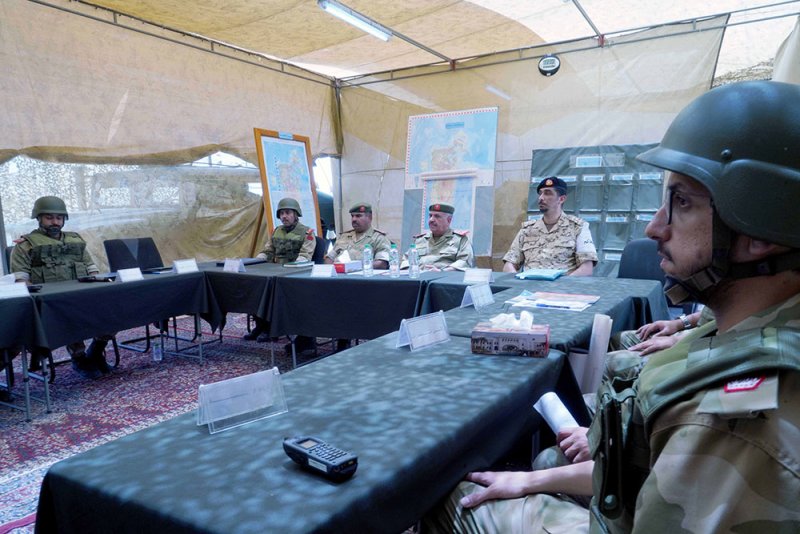 مدير أركان الحرس الوطني يزور أحد مواقع تمرين القيادات "درع الوطن 2024"