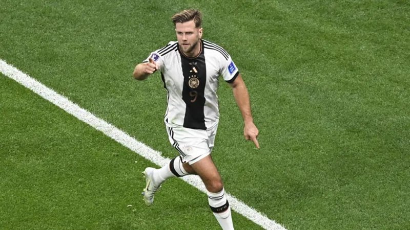 انضمام فولكروغ إلى قائمة ألمانيا في كأس أوروبا