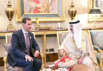 جلالة الملك المعظم يلتقي الرئيس السوري على هامش أعمال القمة العربية الثالثة والثلاثين