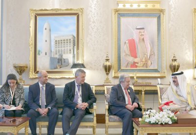 جلالة الملك المعظم يلتقي الأمين العام للأمم المتحدة على هامش أعمال القمة العربية الثالثة والثلاثين