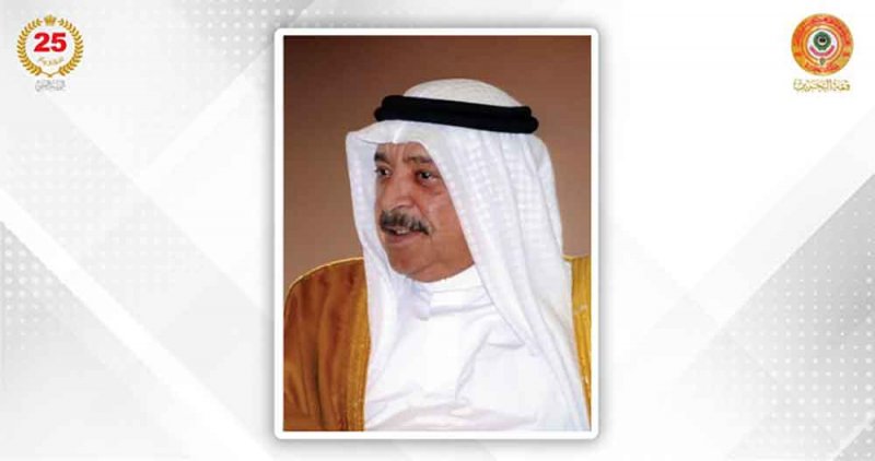وزير الديوان الملكي يوجه الشكر لجميع الوزارات والجهات المعنية التي ساهمت بجهودها في إنجاح القمة العربية التي استضافتها المملكة