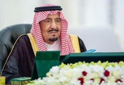 خادم الحرمين الشريفين يجري فحوصات طبية في العيادات الملكية