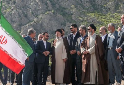 مسؤول إيراني: حياة الرئيس ووزير الخارجية "في خطر"