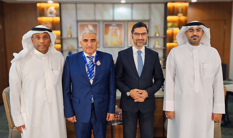 وزير شؤون البلديات يلتقي مدير عام المركز العربي لدراسات المناطق الجافة والأراضي القاحلة "أكساد"