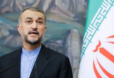 رحل مع رئيسي.. من هو عبداللهيان عميد الدبلوماسية الإيرانية؟