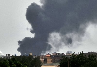 السودان.. معارك ضارية في 5 محاور وأعداد القتلى ترتفع إلى 30