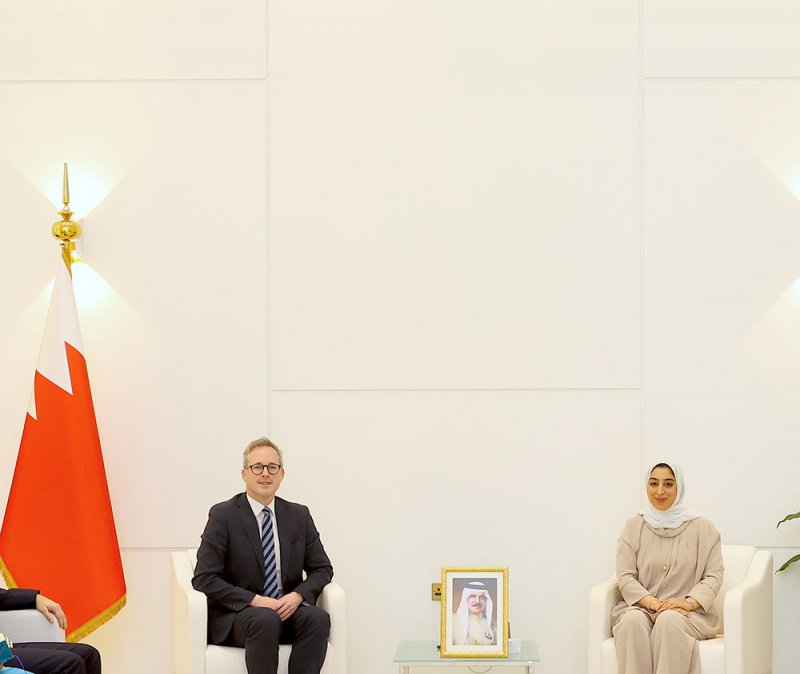 وزيرة السياحة تلتقي بوزير الثقافة البريطاني