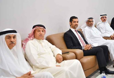 وزير شئون البلديات والزراعة يتفقد المشاريع البلدية في الدائرة الثانية بمحافظة العاصمة