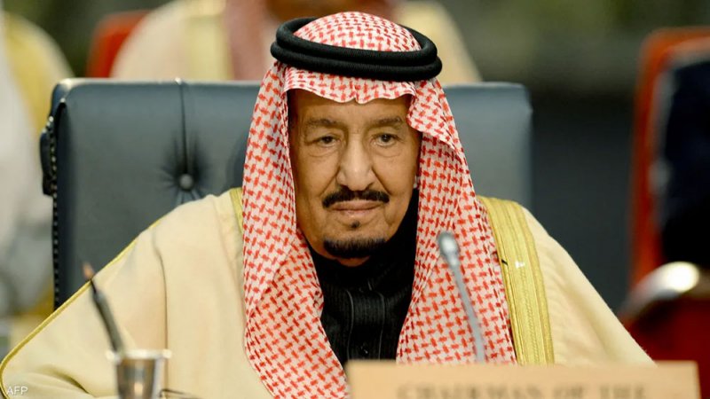ولي العهد السعودي: أطمئن الجميع على صحة الملك سلمان