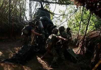 موسكو: إذا أرسلت فرنسا جنودا لأوكرانيا فإن ردّنا لن يكون سياسيا فقط