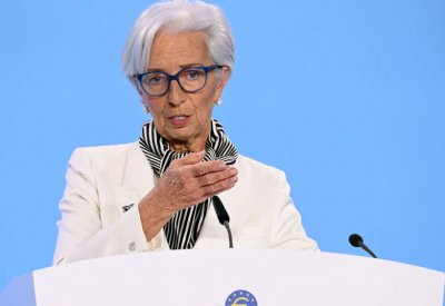 رئيسة "المركزي الأوروبي": "واثقة تماما" من أن التضخم تحت السيطرة