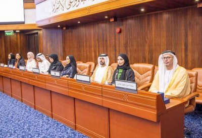 "الشورى" يعقد جلسة محاكاة لآلية المناقشات البرلمانية مع وفد شبابي إماراتي من "البرلمانيون الشباب"