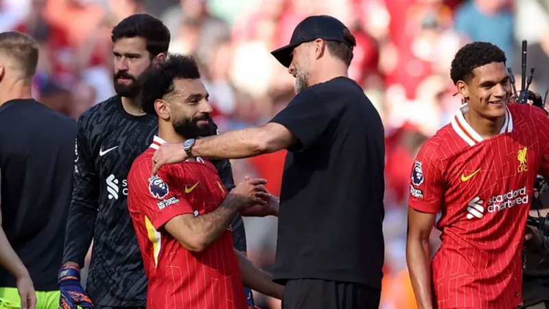 لاعب ليفربول: بقاء صلاح الموسم المقبل "حماقة"