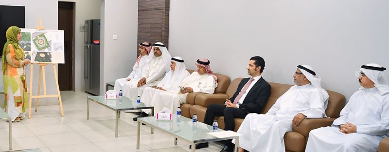 وزير شؤون البلديات والزراعة يتفقد المشاريع البلدية في الدائرة الثانية بمحافظة العاصمة