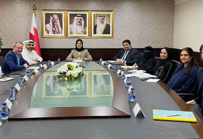 التعليم العالي يُتابع مستجدات الترخيص لفرع جامعة ستراثكلايد البريطانية في مملكة البحرين