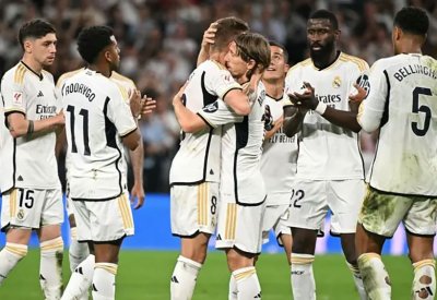ريال مدريد يودع كروس ويتعادل مع بيتيس