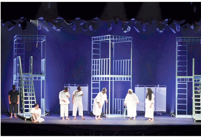 "روشتة" تفتتح مهرجان الدوحة المسرحي
