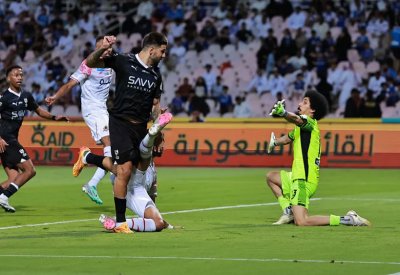 الهلال السعودي يكرر إنجاز 2011.. وينهي الموسم من دون خسارة