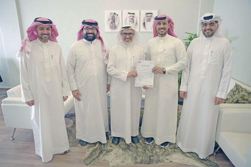 بنك البحرين للتنمية يدعم الأسر المتضررة من الأمطار
