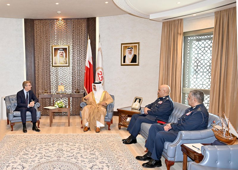 وزير الداخلية يؤكد خلال استقباله السفير الفرنسي على أهمية تعزيز التعاون وتبادل الخبرات
